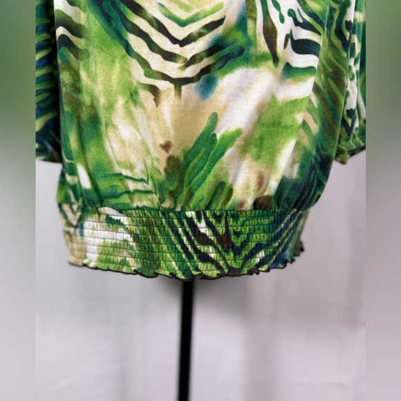 I.N. Studio Green/Blue Abstract Cowl neck/ keyhole
Back/ Long Sleeve Top/ size L - Picture 2 of 13